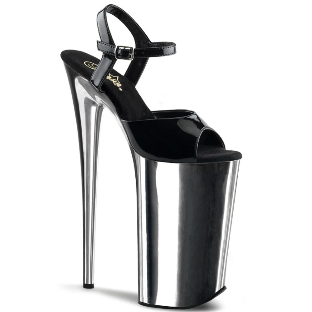 Pleaser Beyond-009 Black/Chrome Size 7 EUC 10”